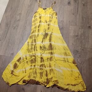 Elegant Yellow Tie-Dye Maxi Dress